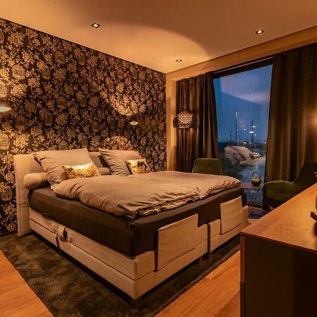 Ohana Suite By Zzn Im Zahnzentrum Nord Emden Exterior foto
